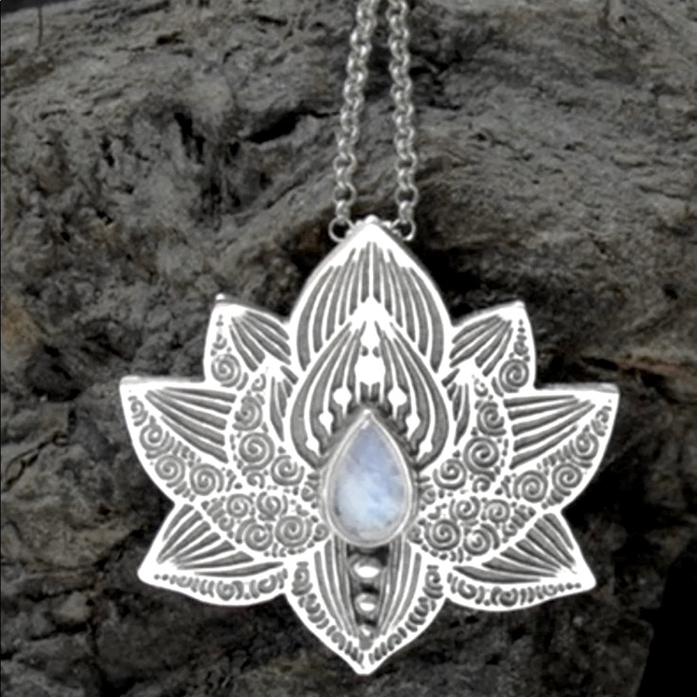 Lotus necklace